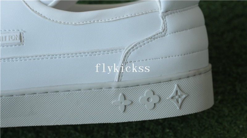 LVS White Sneaker Low Top